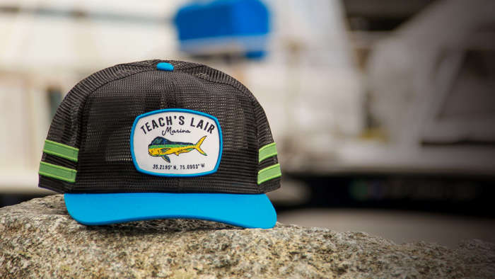 MOSSY OAK FISHING HAT - CAP Black w/Blue FLAG Fish Logo Lightweight NWT